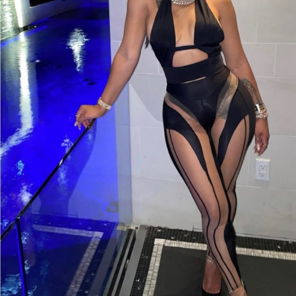 Mesh tights